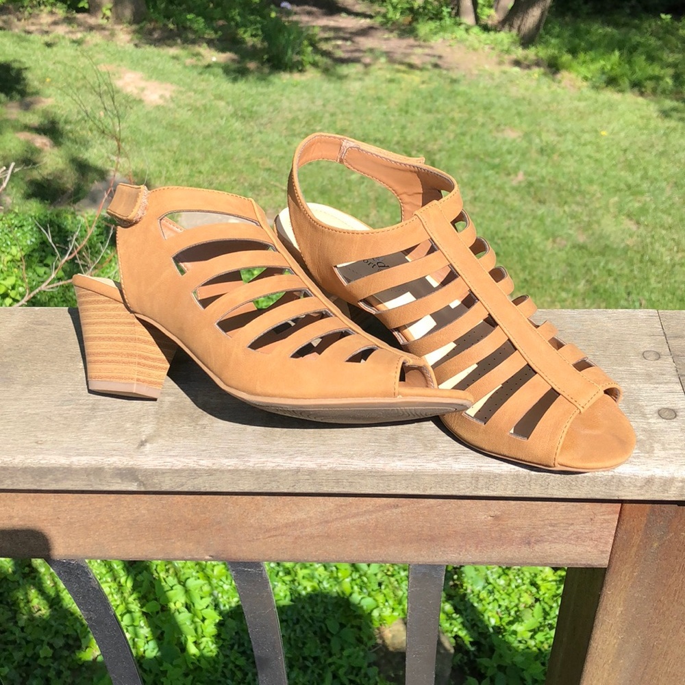 Cityclassified Comfort shoe 3” heel